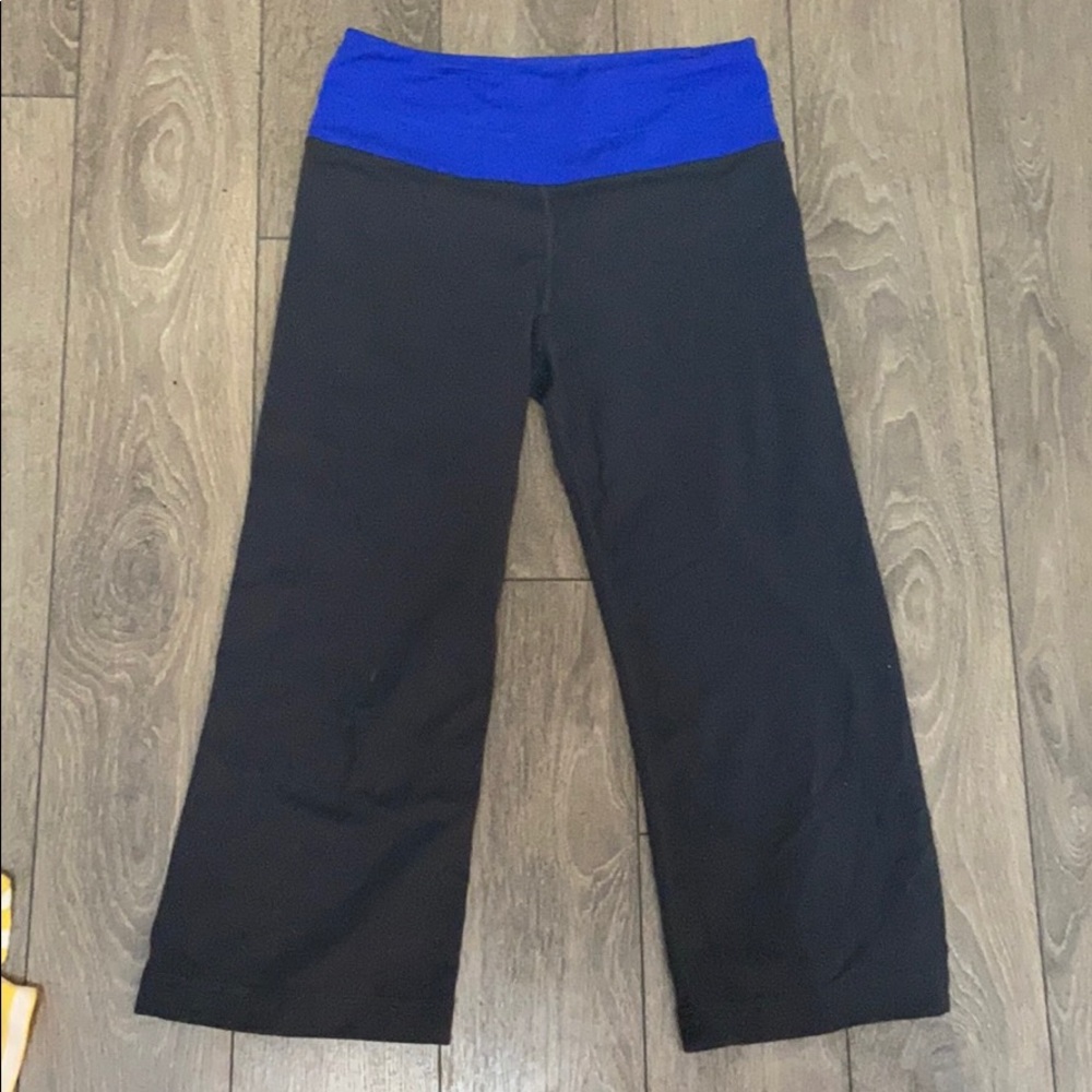 Lululemon groove crop